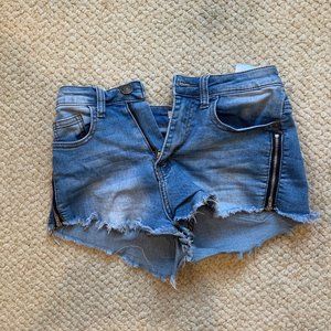 Demin Jean shorts with zippers